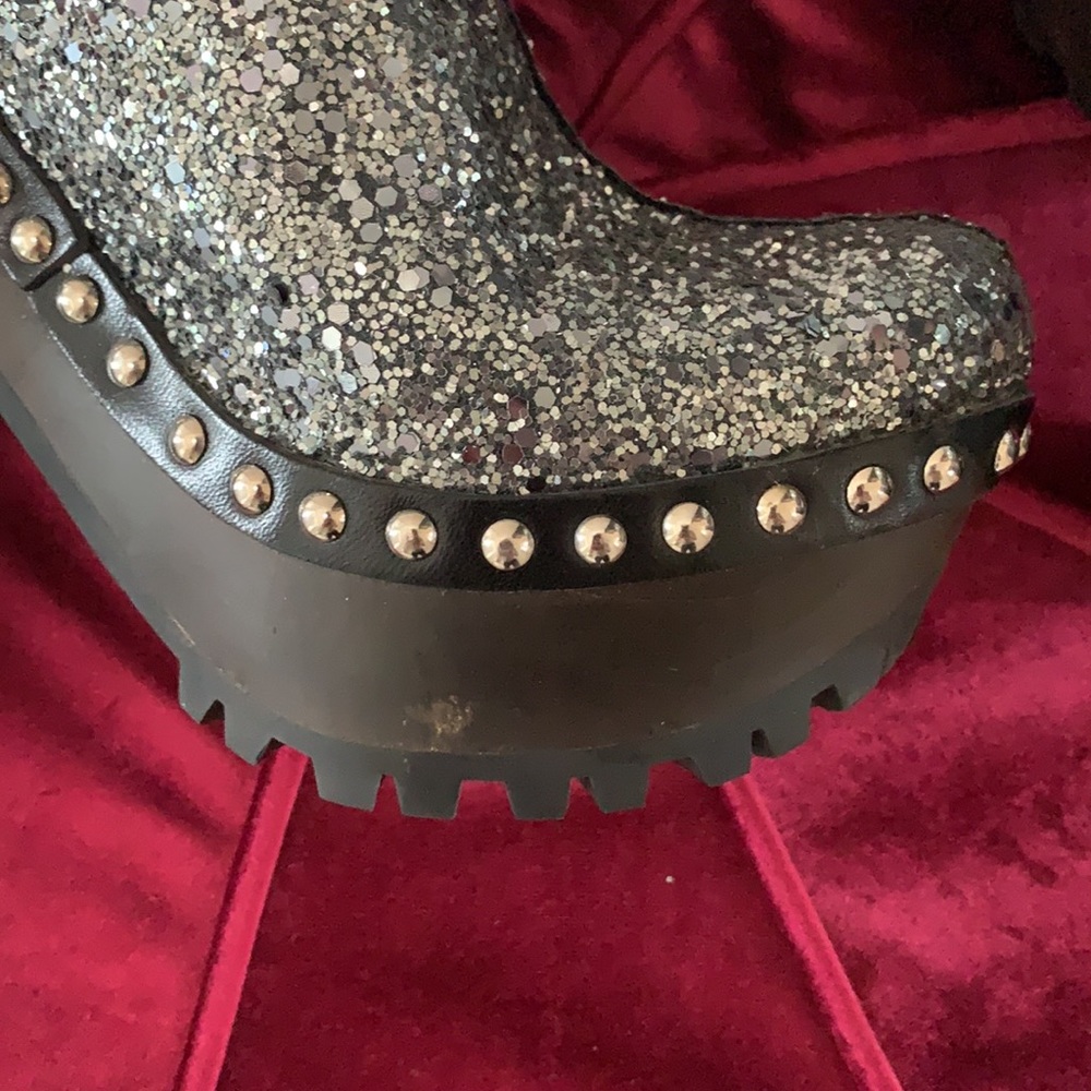 miu miu glitter heels